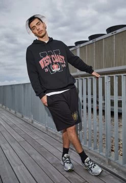 YOURTURN Sweater - Black