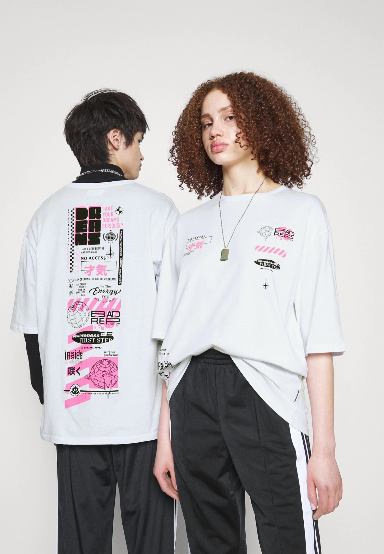 YOURTURN Unisex - T-Shirt Print - White 1 YOURTURN Unisex - T-Shirt Print - White