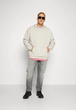 Yourturn -Yourturn 94f6cee5283e438c90bd61e3916f75fa