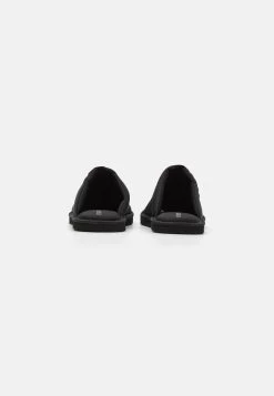 YOURTURN Unisex - Pantoffels - Black 8 YOURTURN Unisex - Pantoffels - Black -Yourturn a35d6f2c4b0d4603bf31b8659dc70b71