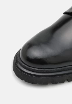 YOURTURN Leather Unisex - Sportieve Veterschoenen - Black -Yourturn b5ccc4155fda4429aad0df5e4fcdb0da