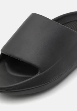 YOURTURN Badslippers - Black -Yourturn c5f53602b0f94c0e9e5d364964367df6