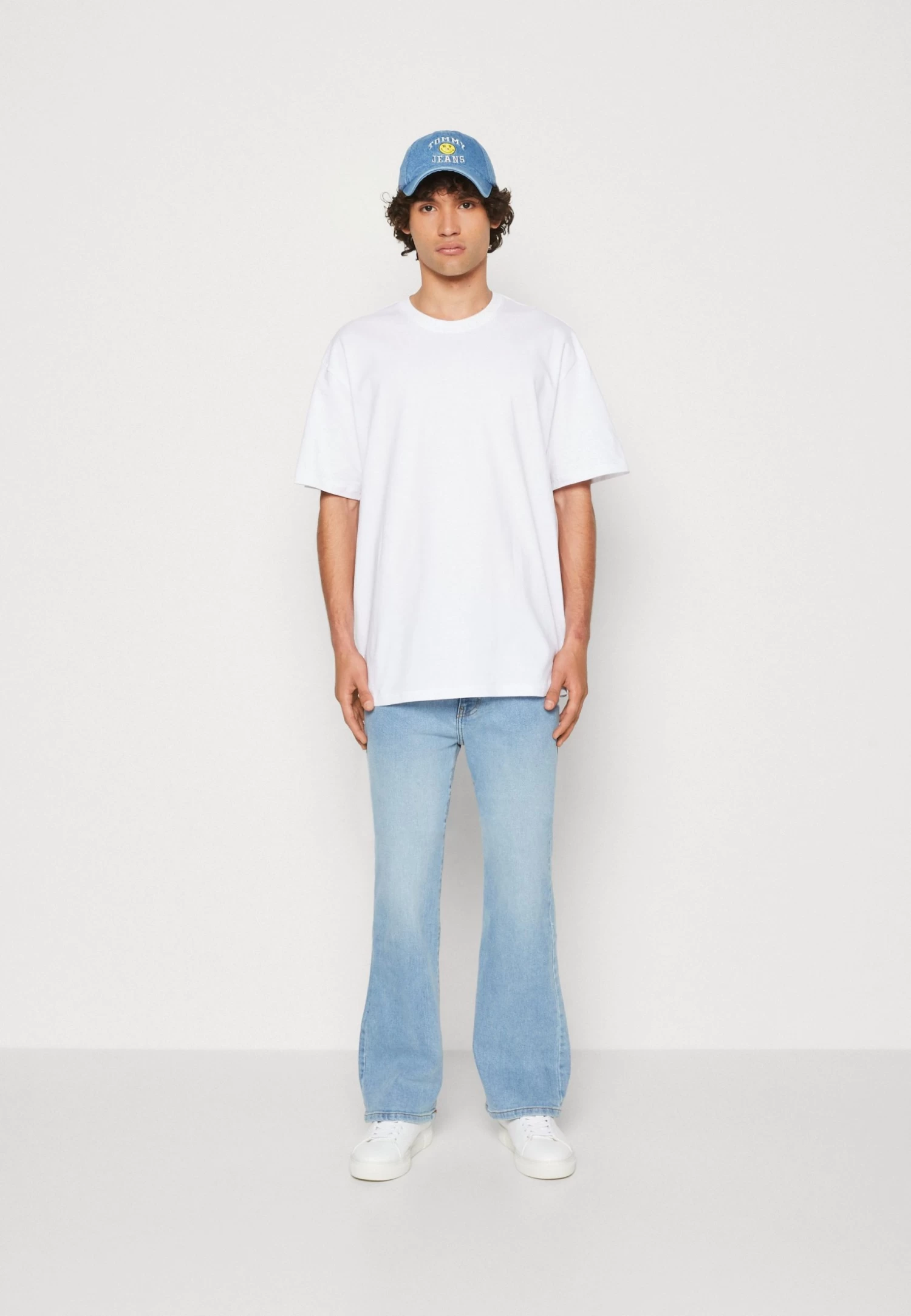 YOURTURN Unisex - T-Shirt Print - White 2 YOURTURN Unisex - T-Shirt Print - White - Afbeelding 2