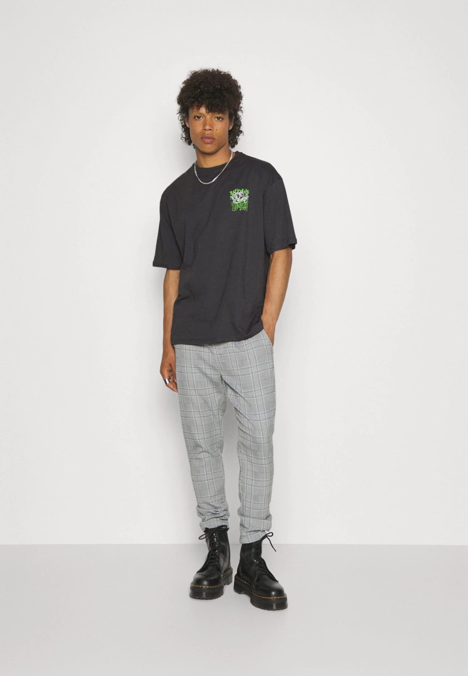 YOURTURN Snake Desire Tee Unisex - T-Shirt Print - Dark Grey 2 YOURTURN Snake Desire Tee Unisex - T-Shirt Print - Dark Grey - Afbeelding 2