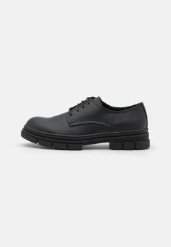YOURTURN Veterschoenen - Black